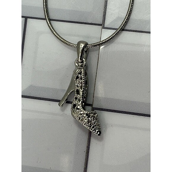 VTG BEST Stiletto Necklace Womens 18in Y2K Sterling Silver Plated Mob Wife Fairy - Picture 1 of 8